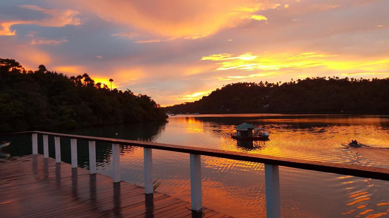 Edgewater Dive & Resort